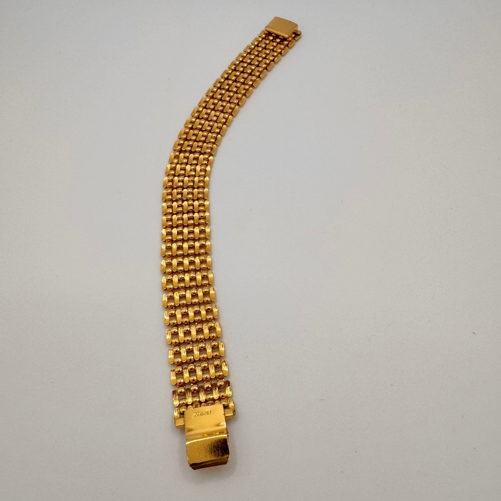 Vintage Monet Panther Link Gold Tone Bracelet - Picture 8 of 9